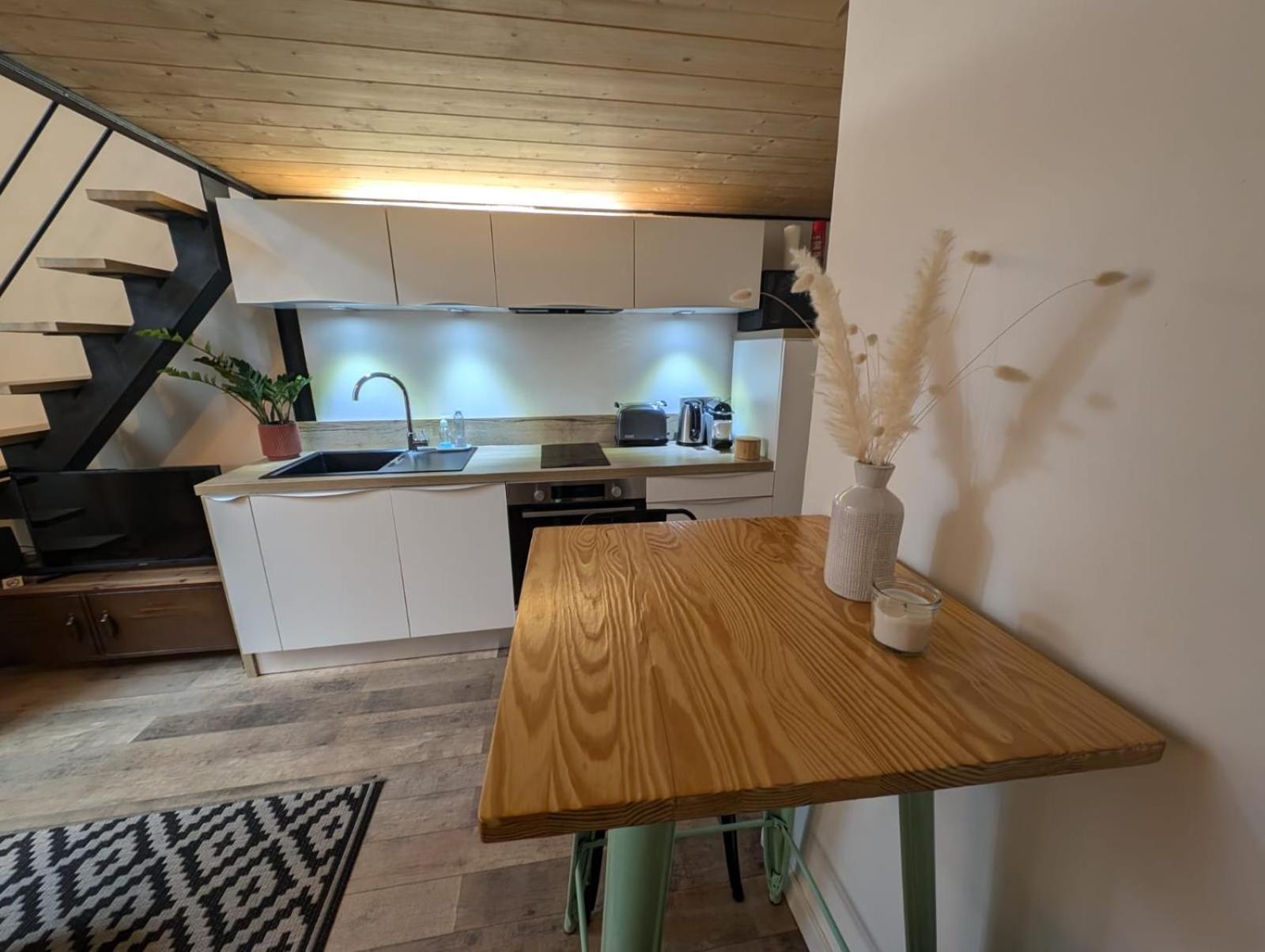 Cannes Centre - Superb Studio With Mezzanine Exterior photo